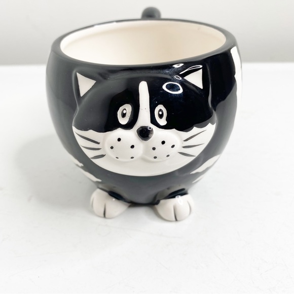 Pier 1 chubby cat mug